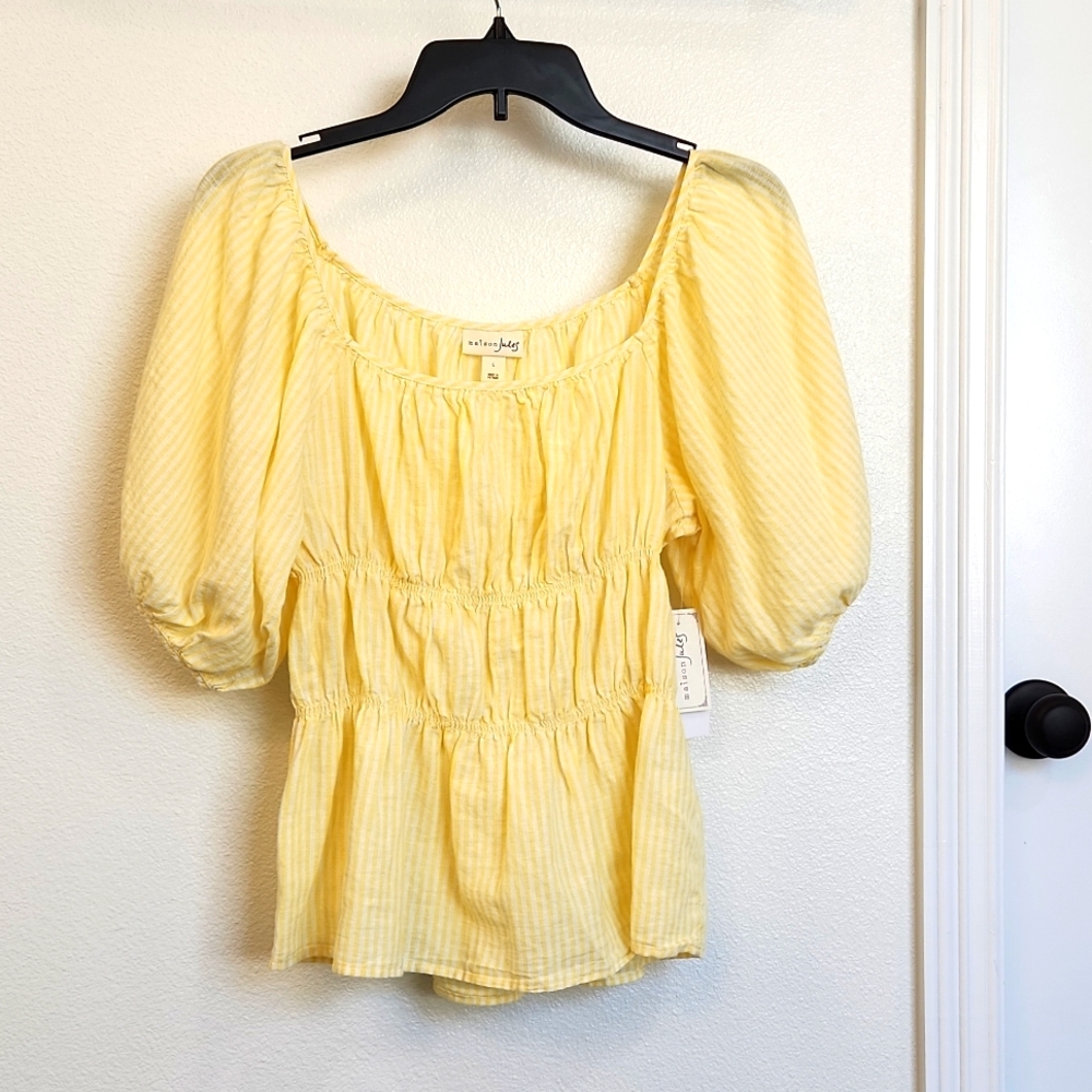 Yellow and white sunny top
